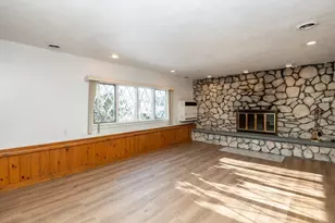 33 Lake Ave, Stoneham, MA 02180 - Photo 26