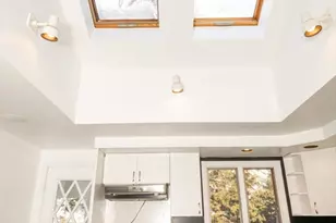 33 Lake Ave, Stoneham, MA 02180 - Photo 18