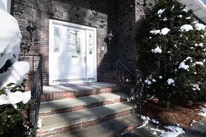 33 Lake Avenue, Stoneham, MA 02180 - Photo 4