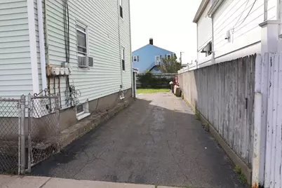 41 Northend St, Peabody, MA 01960 - Photo 4