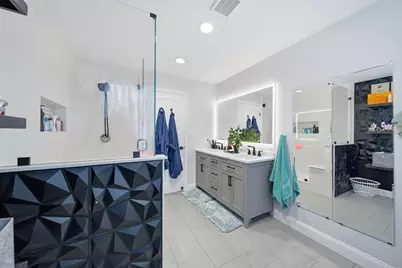 5 Nottingham Cir, Swansea, MA 02777 - Photo 16