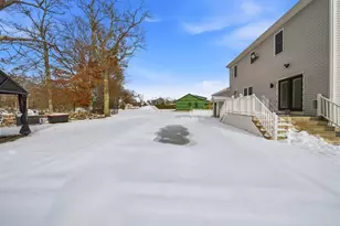 5 Nottingham Cir, Swansea, MA 02777 - Photo 26