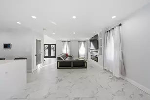 5 Nottingham Cir, Swansea, MA 02777 - Photo 4