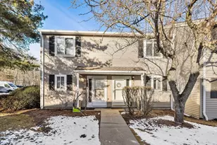4 Village Brook Ln, Natick, MA 01760 - Photo 2