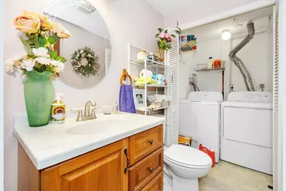 25 Meadow Pond Dr #J, Leominster, MA 01453 - Photo 8