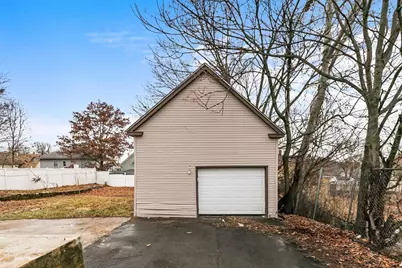 35 Adams Street, Lawrence, MA 01843 - Photo 22