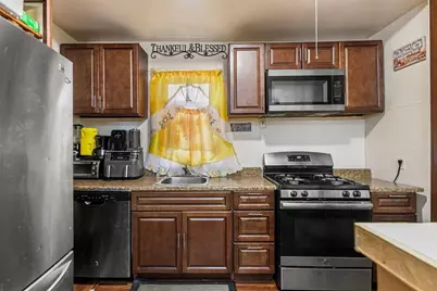 35 Adams Street, Lawrence, MA 01843 - Photo 4