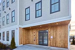 105 Sea St, Quincy, MA 02169 - Photo 2