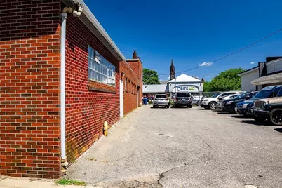 272 Sawyer St, New Bedford, MA 02746 - Photo 18