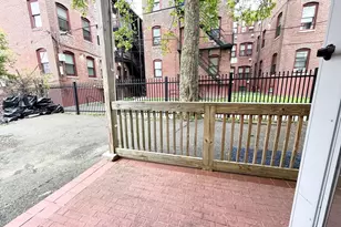 8 Wave Ave, Boston, MA 02125 - Photo 10