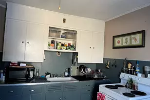 37 Cleveland St, Greenfield, MA 01301 - Photo 8