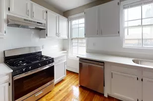 280 McGrath Hwy, Somerville, MA 02145 - Photo 2