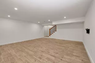 34 Temple St, Boston, MA 02126 - Photo 32