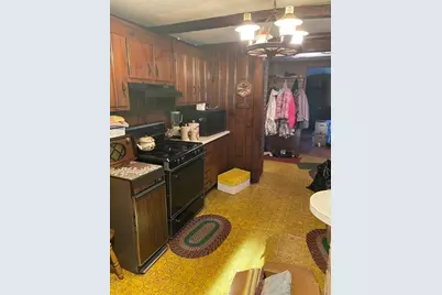 9 Walden Pond Ave, Saugus, MA 01906 - Photo 6