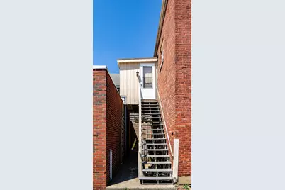 272 Sawyer St, New Bedford, MA 02746 - Photo 16