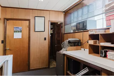 272 Sawyer St, New Bedford, MA 02746 - Photo 8