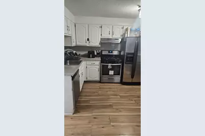 24 Inman St #6, Lawrence, MA 01843 - Photo 2