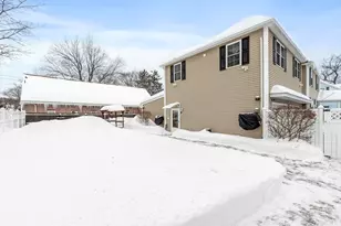 93 Benjamin St, Leominster, MA 01453 - Photo 34