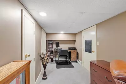 93 Benjamin St, Leominster, MA 01453 - Photo 30