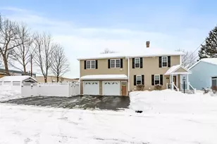 93 Benjamin St, Leominster, MA 01453 - Photo 42