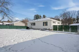 23 Gail Dr, Holden, MA 01520 - Photo 28