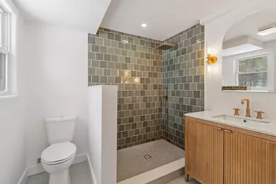 114 Lake St, Peabody, MA 01960 - Photo 18