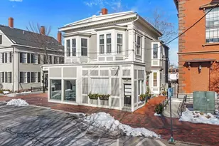 68 Pleasant St, Newburyport, MA 01950 - Photo 28
