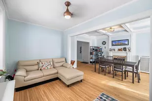601 Franklin St, Melrose, MA 02176 - Photo 2