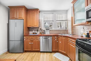 601 Franklin St, Melrose, MA 02176 - Photo 10