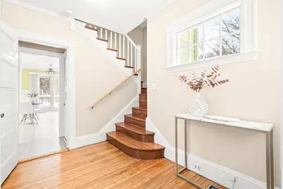 136 Sylvester Ave, Winchester, MA 01890 - Photo 4