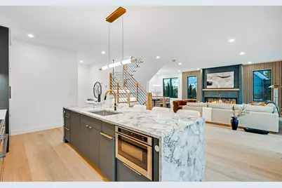 129 Withington Rd #129, Newton, MA 02460 - Photo 6