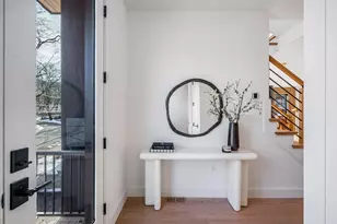 129 Withington Rd, Newton, MA 02460 - Photo 2