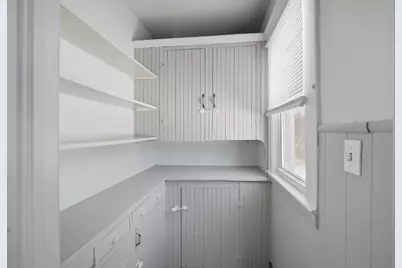 32 Maple St, West Springfield, MA 01089 - Photo 20