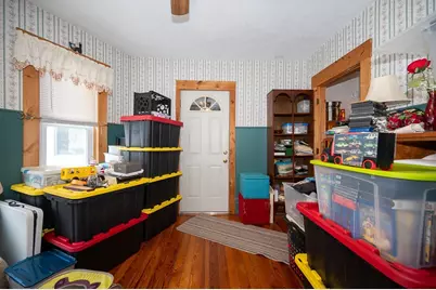7 Clarissa St, Worcester, MA 01604 - Photo 10