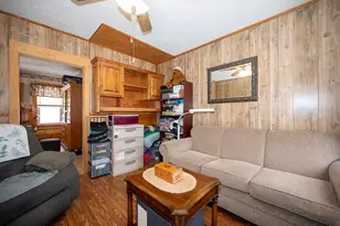 7 Clarissa St, Worcester, MA 01604 - Photo 12