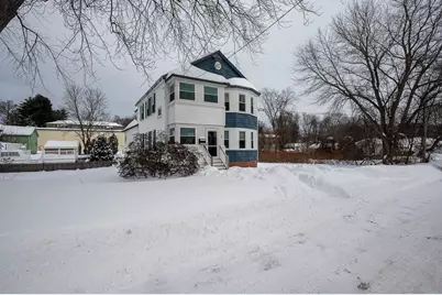 7 Clarissa St, Worcester, MA 01604 - Photo 4