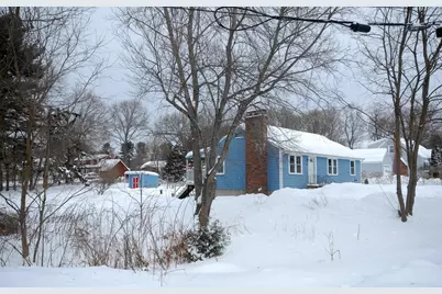 389 Concord Road, Bedford, MA 01730 - Photo 2