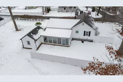 39 Sycamore Lane, Billerica, MA 01821 - Photo 2