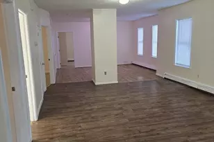 26 Loring St, Worcester, MA 01606 - Photo 8