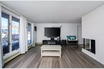 95 Rindone St, Holbrook, MA 02343 - Photo 4