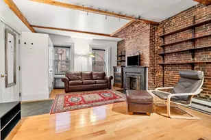 8 Moon St, Boston, MA 02113 - Photo 4