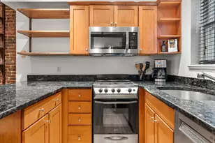 8 Moon St, Boston, MA 02113 - Photo 6