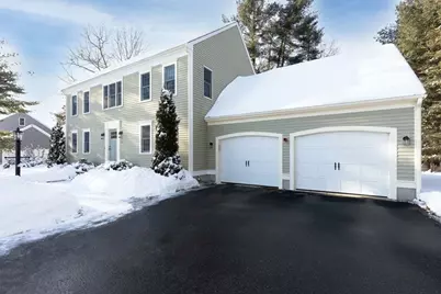 65 Harvest Ln, Bridgewater, MA 02324 - Photo 2