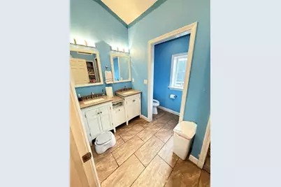 7 Central St, Saugus, MA 01906 - Photo 20