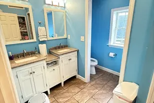 7 Central St, Saugus, MA 01906 - Photo 20