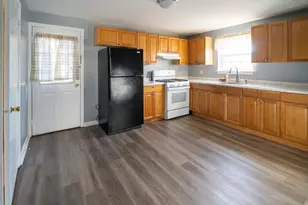 78 W 3rd, Lowell, MA 01850 - Photo 12