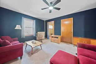 3 Horton Pl, Milton, MA 02186 - Photo 12