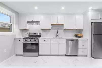 89 Sigourney St, Revere, MA 02151 - Photo 12