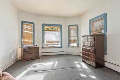 25 McKinley Rd, Worcester, MA 01605 - Photo 6