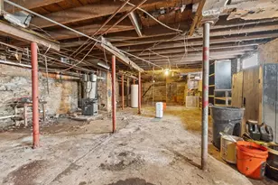 25 Mckinley Rd, Worcester, MA 01605 - Photo 32